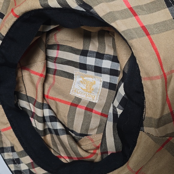 Vintage Burberry hat!